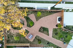 7606 Victory Reserve St, Houston, TX 77088 - Photo 30