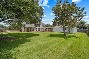 403 Trail Head St, Friendswood, TX 77546 - Photo 38