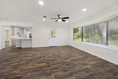 1309 Centennial Drive, Houston, TX 77055 - Photo 12