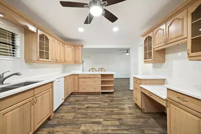 1309 Centennial Drive, Houston, TX 77055 - Photo 20