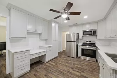 1309 Centennial Drive, Houston, TX 77055 - Photo 16