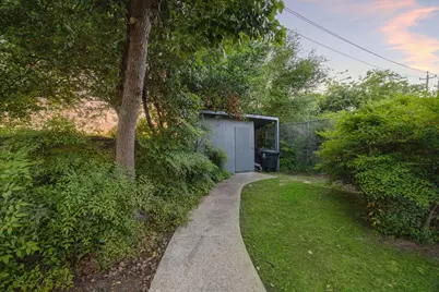 1309 Centennial Drive, Houston, TX 77055 - Photo 42