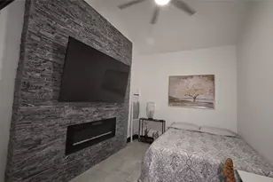 723 Fawn Ct, Houston, TX 77015 - Photo 10