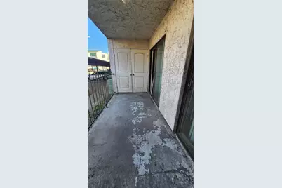 2818 S Bartell Drive #7, Houston, TX 77054 - Photo 8