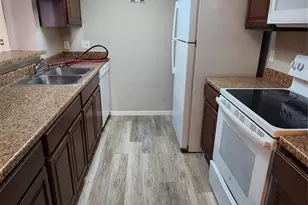 2818 S Bartell Dr, Houston, TX 77054 - Photo 10