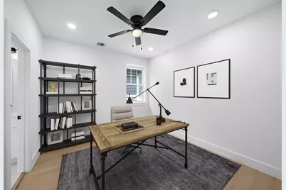 1307 Amundsen St N, Houston, TX 77009 - Photo 20