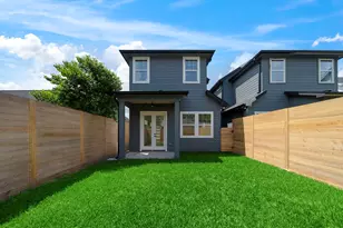 1307 Amundsen St N, Houston, TX 77009 - Photo 24