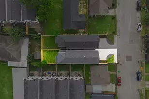 1307 Amundsen St N, Houston, TX 77009 - Photo 26