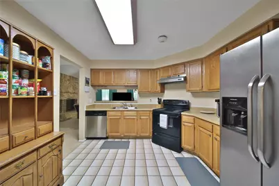 2820 Sugar Wood Drive, League City, TX 77573 - Photo 4