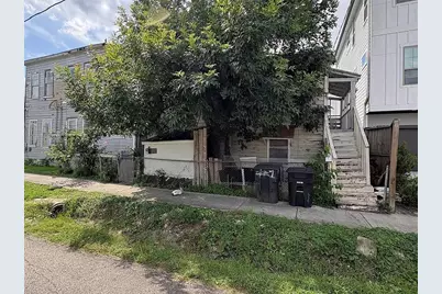 1517 Gentry Street, Houston, TX 77009 - Photo 2