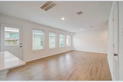 18906 Sorento Bay Lane, Hockley, TX 77447 - Photo 6