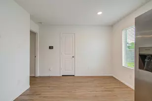 18906 Sorento Bay Ln, Hockley, TX 77447 - Photo 10