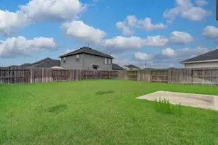 18906 Sorento Bay Ln, Hockley, TX 77447 - Photo 32