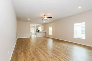 15648 Plum Brk Dr, Conroe, TX 77303 - Photo 4
