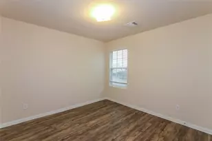 6046 Peaceful Ridge Dr, Houston, TX 77048 - Photo 12