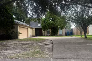 8222 Ridge Forest Dr, Houston, TX 77088 - Photo 1
