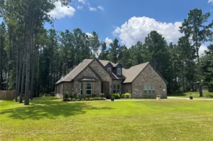 13556 Caldwell St, Conroe, TX 77303 - Photo 2