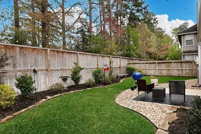 42 Alderon Woods Place, The Woodlands, TX 77382 - Photo 22