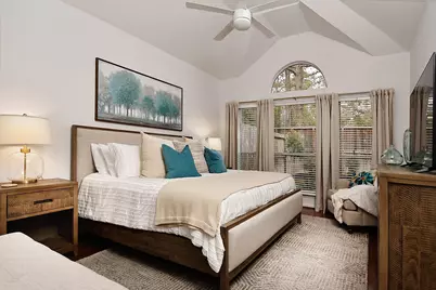 42 Alderon Woods Place, The Woodlands, TX 77382 - Photo 16