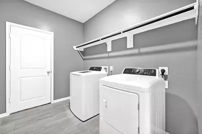 8318 Erasmus Landing Court, Houston, TX 77044 - Photo 20