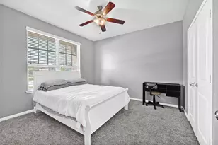 8318 Erasmus Landing Ct, Houston, TX 77044 - Photo 16