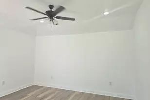 20315 Lakeland Falls Dr, Cypress, TX 77433 - Photo 32