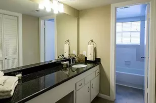 10220 Memorial Dr, Houston, TX 77024 - Photo 16