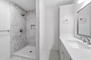 1716 Avenue E, Nederland, TX 77627 - Photo 14