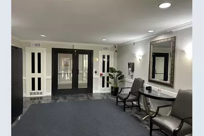 359 N Post Oak Lane #220, Houston, TX 77024 - Photo 22