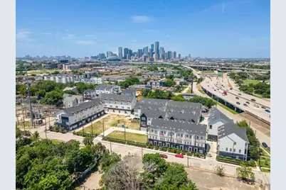 741 Bringhurst Street, Houston, TX 77020 - Photo 16