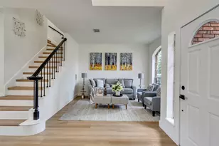 246 Cedar Elm Ln, Sugar Land, TX 77479 - Photo 2