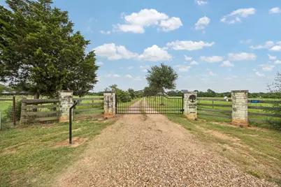 11182 Fm 1094 Road, Cat Spring, TX 78933 - Photo 4