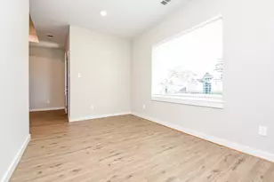 10317 Lake Rd, Houston, TX 77070 - Photo 6