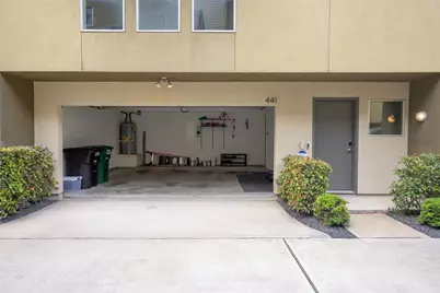 441 Meadow Street, Houston, TX 77020 - Photo 2