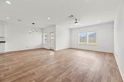 2815 Magnolia Blossom Lane, Rosenberg, TX 77469 - Photo 4