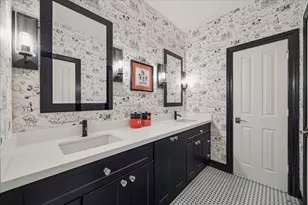 4102 Woodbriar Ct, Sugar Land, TX 77479 - Photo 30