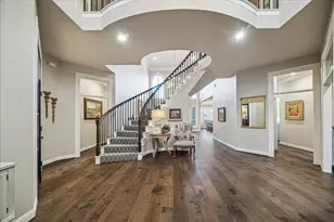 4102 Woodbriar Ct, Sugar Land, TX 77479 - Photo 4