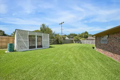 1217 E Brown Lane, Deer Park, TX 77536 - Photo 16