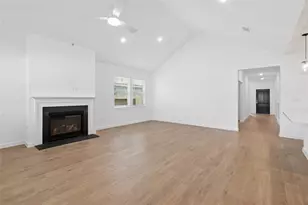 698 Daniels Lk Ln, Dayton, TX 77535 - Photo 6