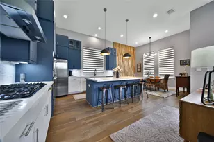 9847 Mocking Bird Hill Ln, Houston, TX 77080 - Photo 10
