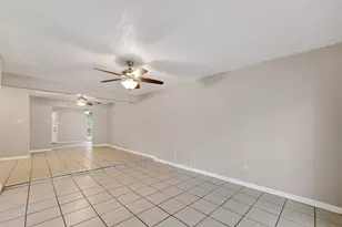 4326 Howcher St, Houston, TX 77047 - Photo 8