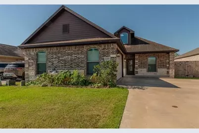 6385 Highpoint Avenue, Beaumont, TX 77708 - Photo 2
