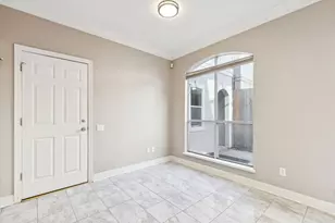 4916 Travis St, Houston, TX 77002 - Photo 10