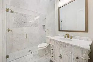 11 River Cir, Houston, TX 77063 - Photo 24
