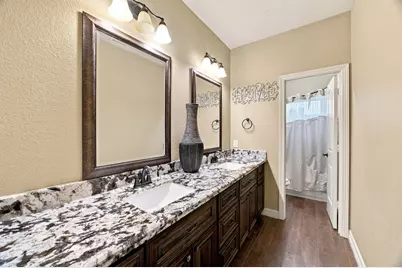 8999 Water Point Drive, Beach City, TX 77523 - Photo 30