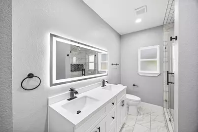 6333 Iron Rock St Street, Houston, TX 77087 - Photo 14