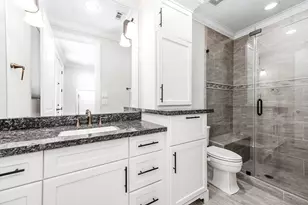 5733 Winsome Ln, Houston, TX 77057 - Photo 8