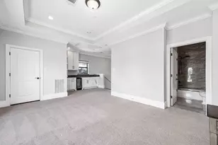 5733 Winsome Ln, Houston, TX 77057 - Photo 10