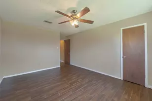 504 Raymond St, La Marque, TX 77568 - Photo 16