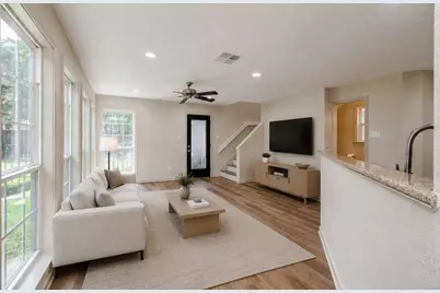 3816 Brandt Street, Houston, TX 77006 - Photo 2